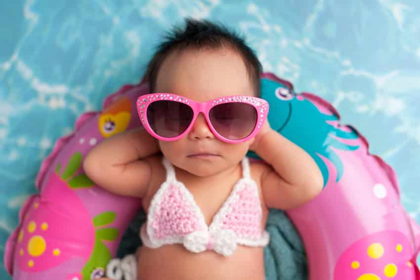 Arrangement element hefboom Zonnebril voor de baby! Pure noodzaak! De beste baby zonnebril!