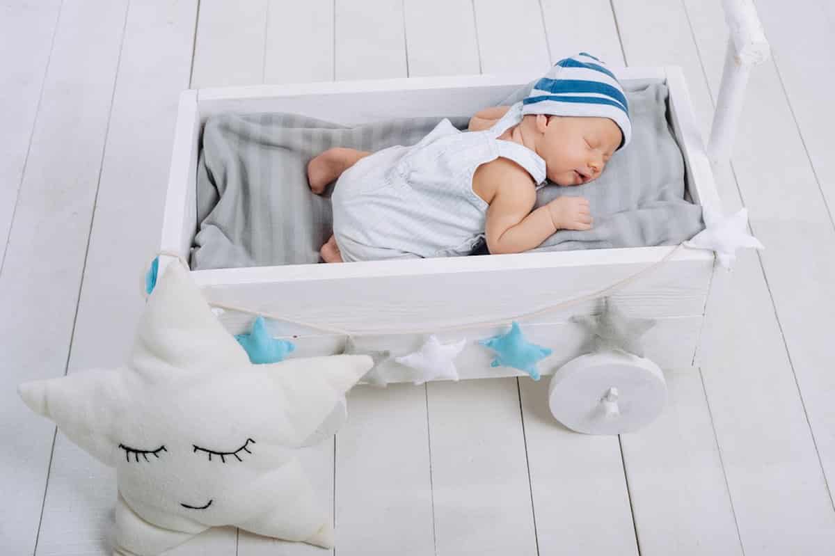 Klassiek Shinkan Zich voorstellen Beste campingbedje voor de baby! Top 4 - Let hier op!